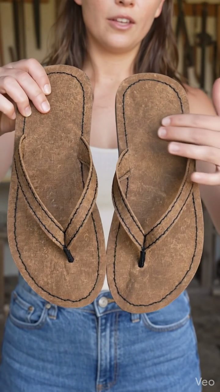 (Gomaya) Cow Dung Fabric Slippers